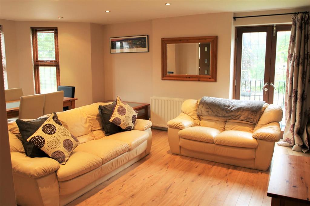 Apartment in Manchester - View 3