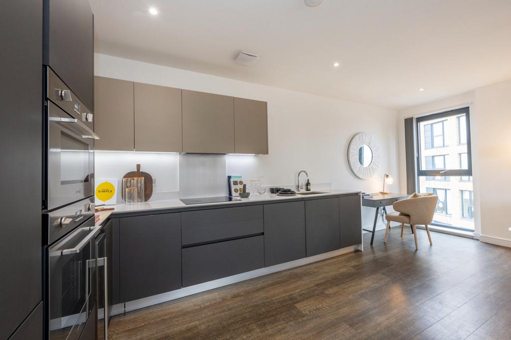 Apartment in Croydon - View 5