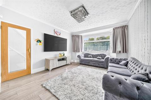 5 bedroom semi-detached house for sale, Chadwell Heath Lane, RM6 4YH
