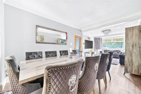 5 bedroom semi-detached house for sale, Chadwell Heath Lane, RM6 4YH