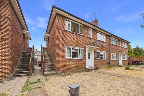 2 bedroom apartment to rent, Chalvey Gardens, Slough, Berkshire, SL1