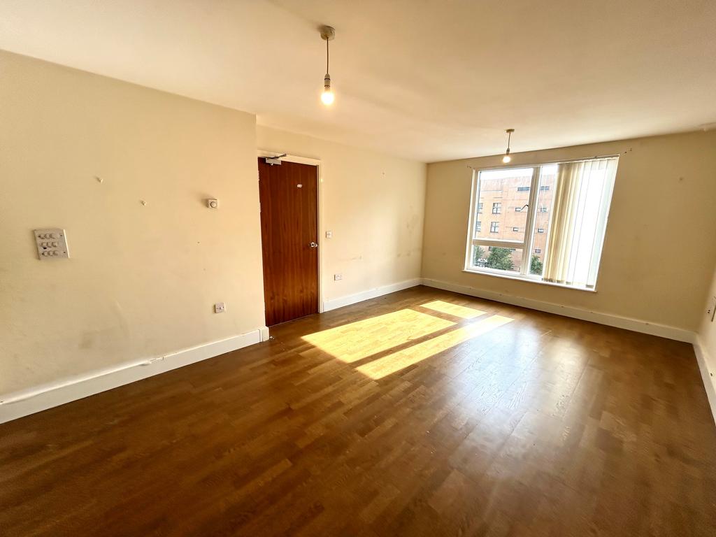 Apartment in Cardiff - View 4