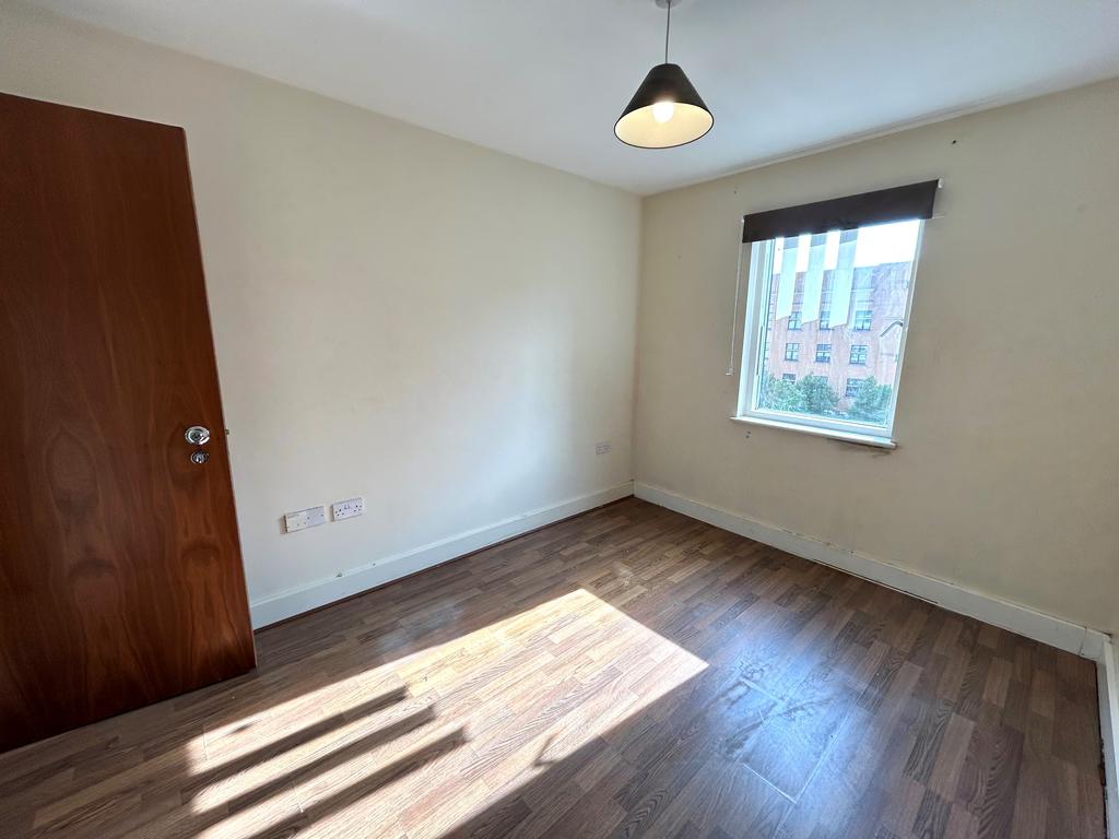 Apartment in Cardiff - More