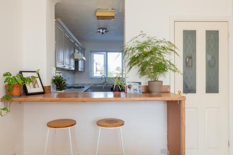 2 bedroom end of terrace house for sale, Popinjays Row, Cheam SM3