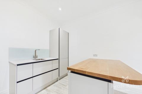 2 bedroom apartment to rent, Scarcroft Road, North Yorkshire YO24