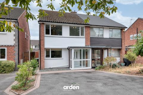New Road, Bromsgrove, B60