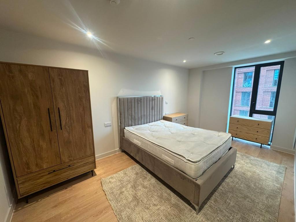 Apartment in Greater Manchester - View 4