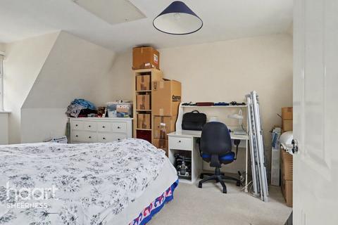 5 bedroom detached house for sale, Buckthorne Road, Sheerness