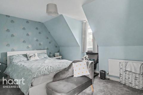 5 bedroom detached house for sale, Buckthorne Road, Sheerness
