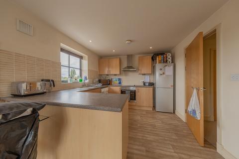 2 bedroom flat for sale, Walsall Road, West Bromwich B71