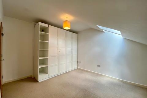 1 bedroom apartment to rent, Viridian Square, Aylesbury, HP21