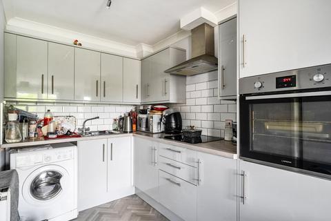 2 bedroom apartment for sale, Marlborough House, Northcourt Avenue, Reading, RG2