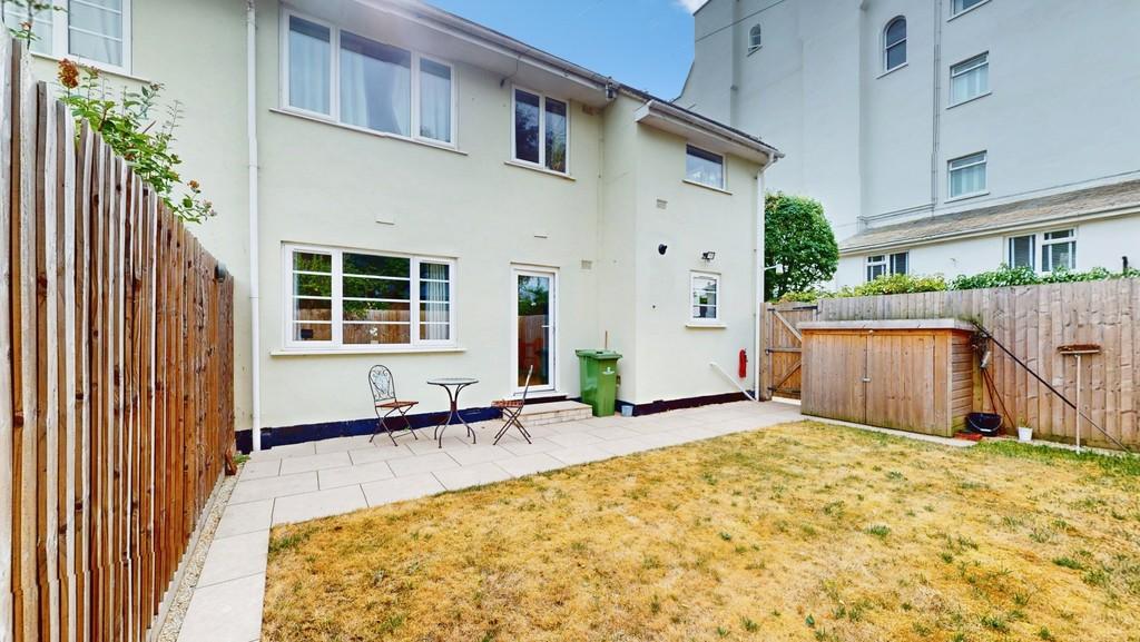 Apartment in Evesham Road - View 5