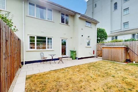 2 bedroom maisonette for sale, Anlaby Court, Evesham Road