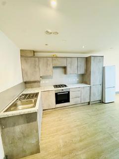 2 bedroom apartment to rent, Queen’s Road, Buckhurst Hill, IG9 5BW
