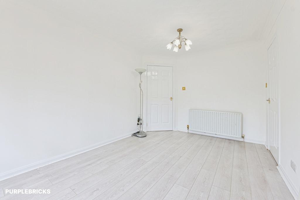 Apartment in Bearsden, Glasgow - View 5