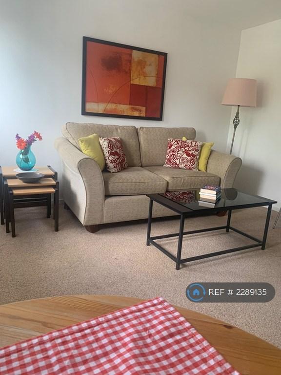 Apartment in Glasgow - View 2