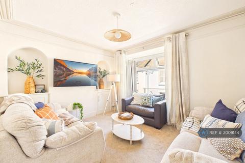 5 bedroom detached house to rent, Trenwith Place, St Ives, TR26