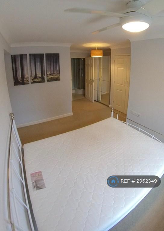 Apartment in Reading - More