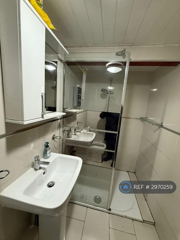 Apartment in London - View 2