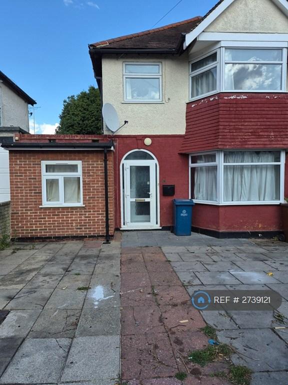 House in Edgware - View 3