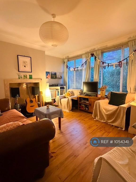 House in Leeds, Meanwood - View 2