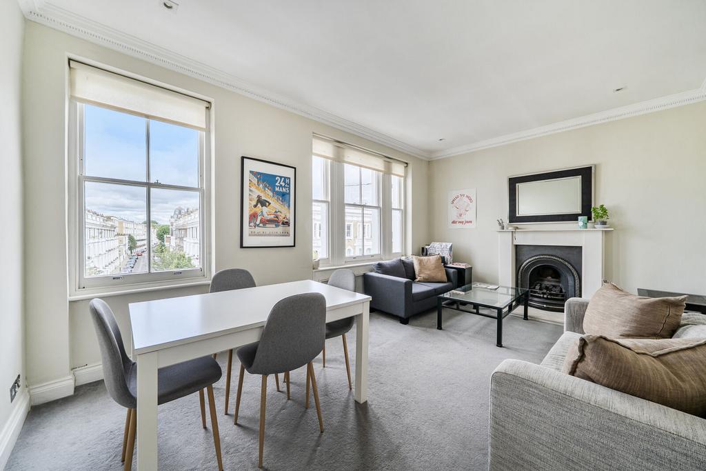 Apartment in London - View 3