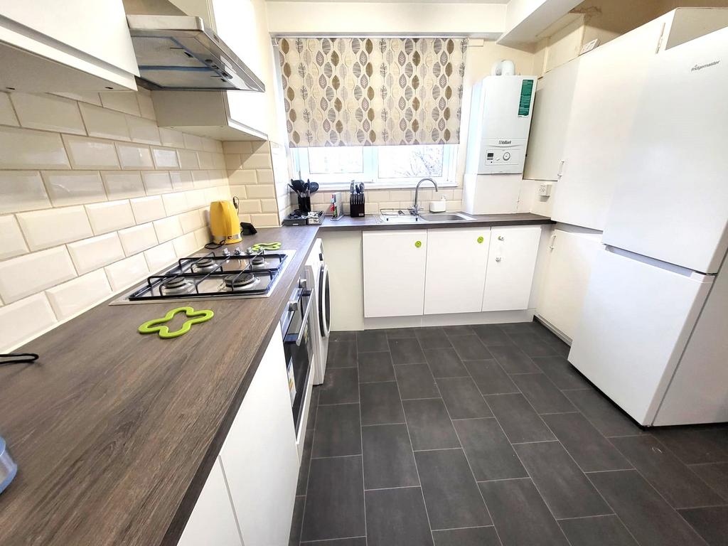 Apartment in London - More