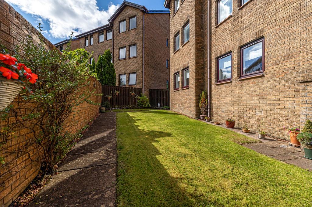 Apartment in Glasgow - View 2