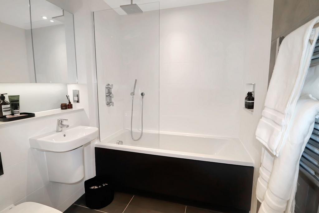 Apartment in Manchester, Greater Manchester - View 4