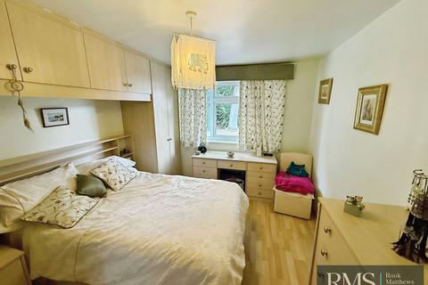2 bedroom flat for sale, Beacon Drive, Newcastle Upon Tyne NE13