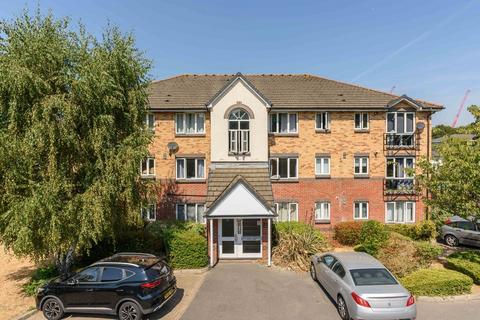 2 bedroom apartment for sale, Parry Drive, Weybridge