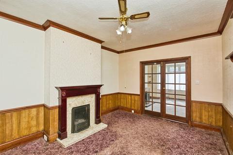 3 bedroom semi-detached house for sale, Henhurst Hill, Burton-On-Trent