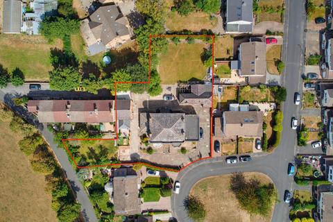5 bedroom detached house for sale, Oak Dene Close, Pudsey, West Yorkshire