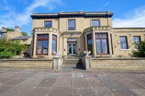 5 bedroom detached house for sale, Oak Dene Close, Pudsey, West Yorkshire