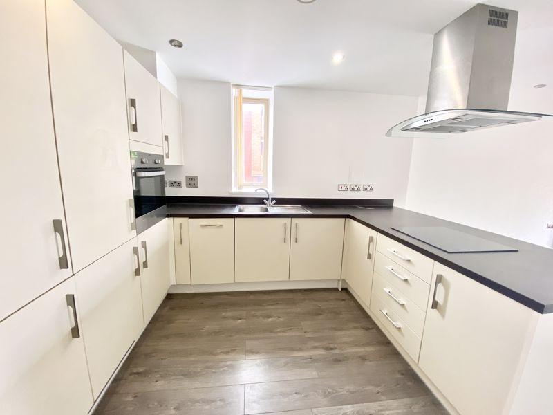 Apartment in London - View 2