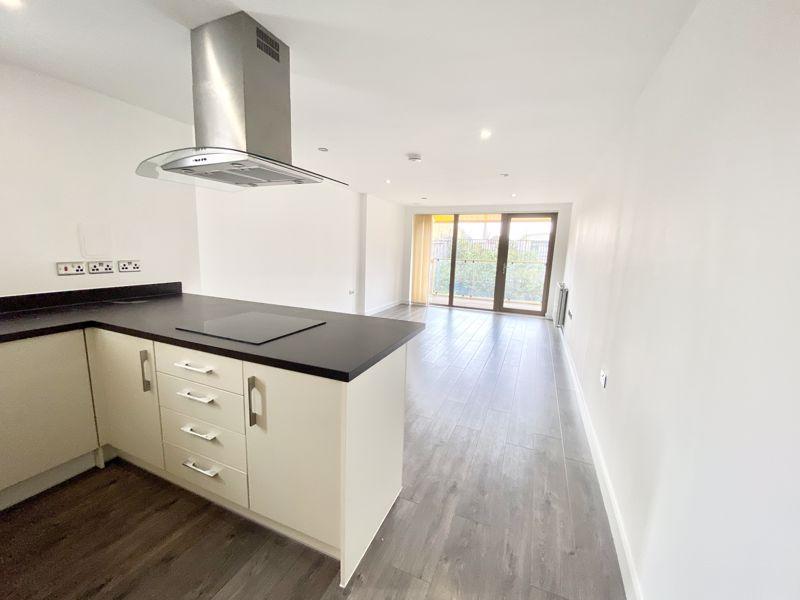 Apartment in London - View 3