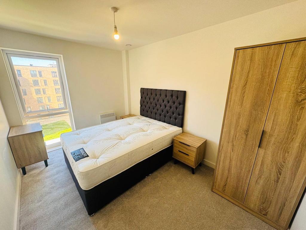 Apartment in Greater Manchester - View 3