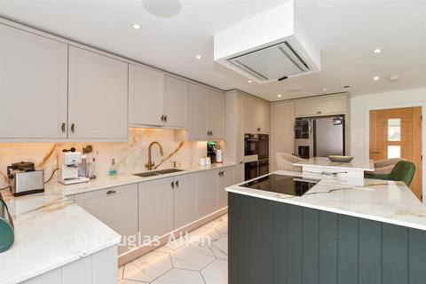 4 bedroom detached house for sale, Wick Beech Avenue, Wickford, Essex
