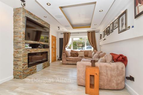 4 bedroom detached house for sale, Wick Beech Avenue, Wickford, Essex