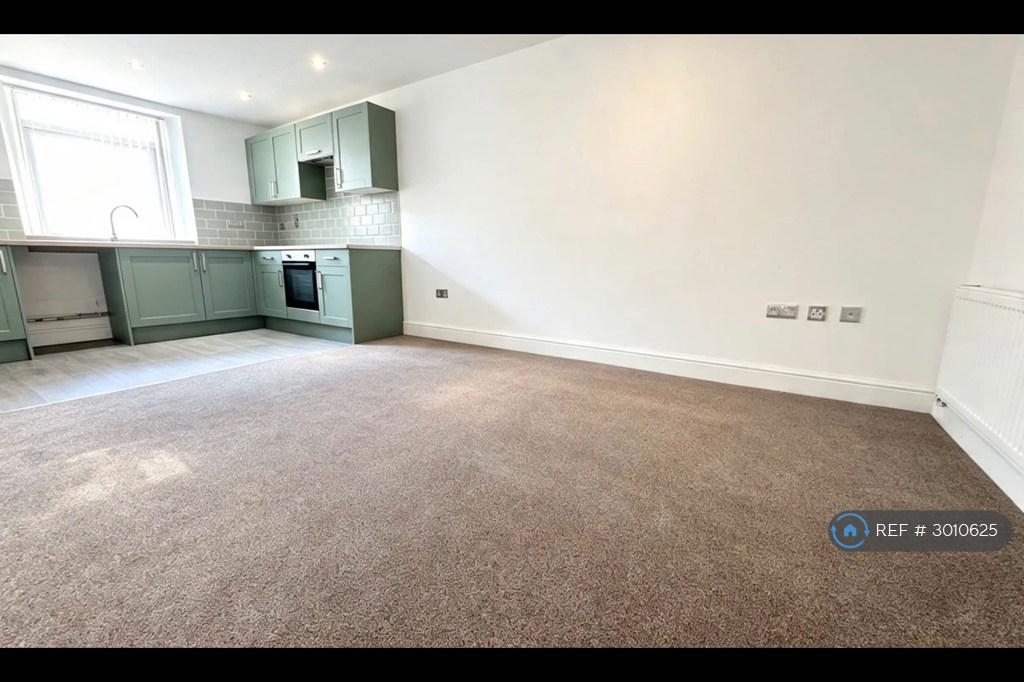 Apartment in Cardiff, Rumney - View 4