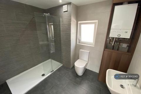 3 bedroom flat to rent, Crwys Place, Cardiff, CF24