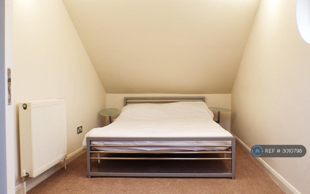 House in London, Crouch End - More
