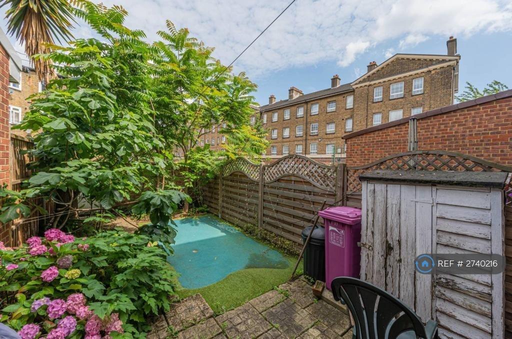 House in London - View 2