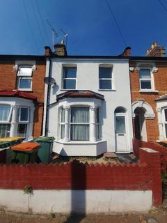 3 bedroom terraced house for sale, Manor Park E12