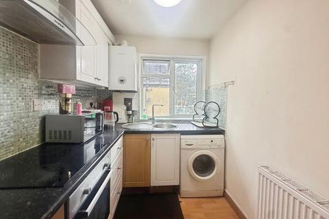 2 bedroom flat to rent, Blackhorse Lane, Walthamstow, London, E17 6HJ