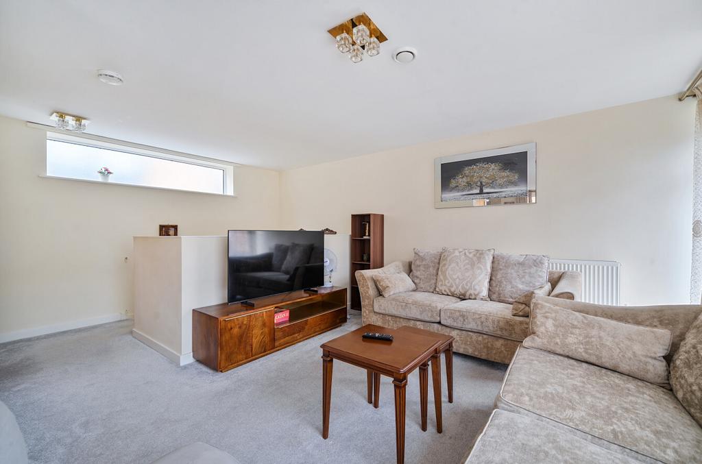 House in Hampshire - View 2
