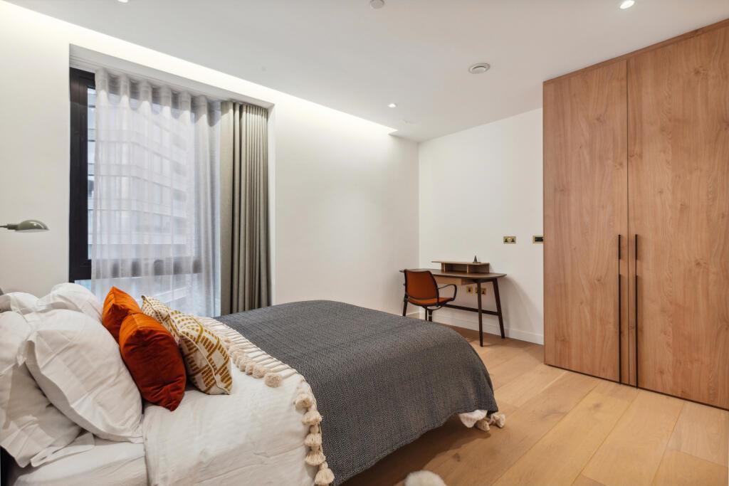 Apartment in London - View 3