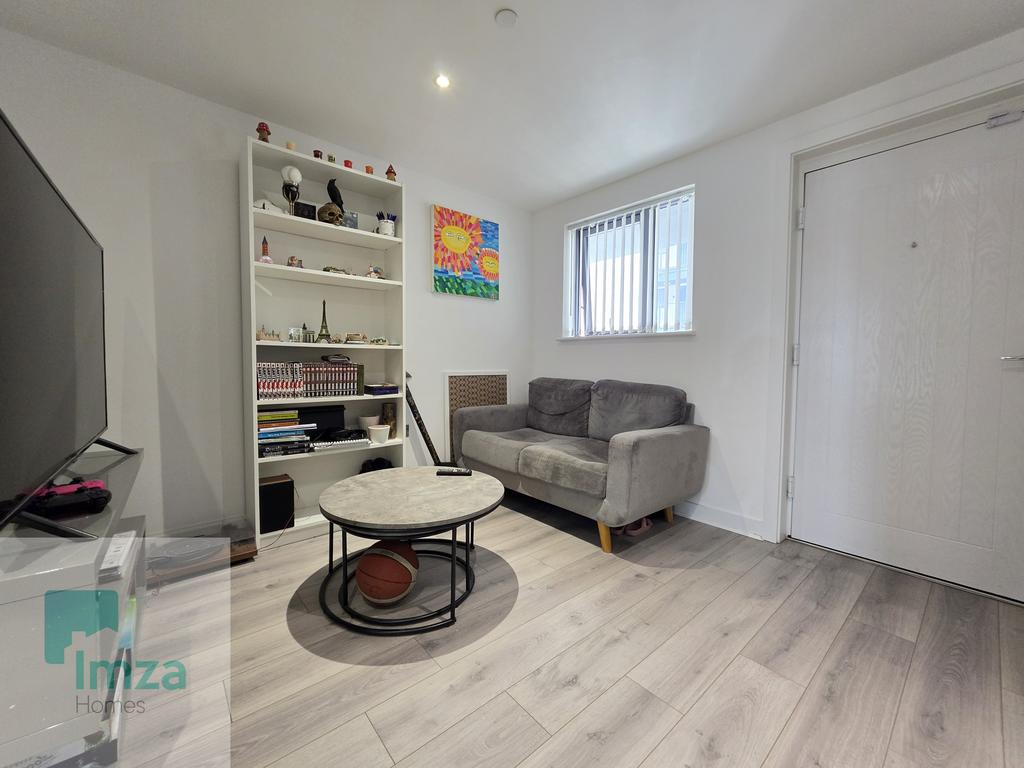 Apartment in Liverpool - View 4