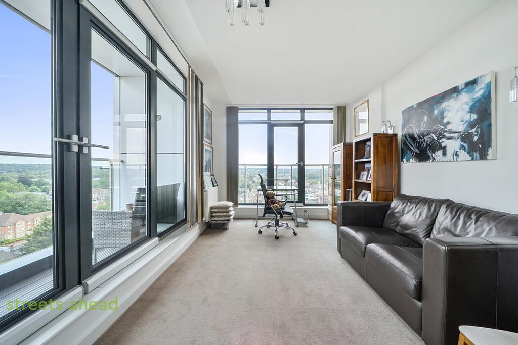 Apartment in Croydon - View 2